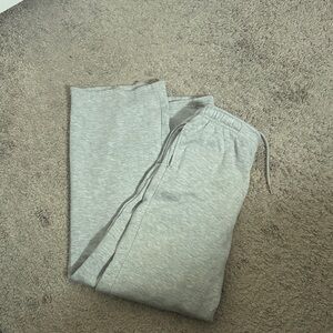 Women’s Gray Sweatpants
